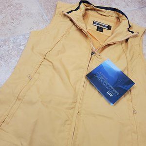 Ladies' Full-Zip Lightweight Wind Vest NWT